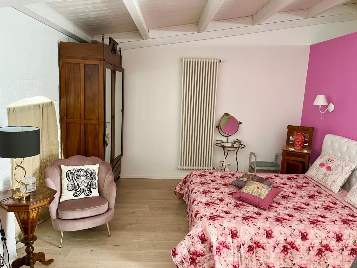 B&B Dell'Orologio อัคควาวิวา เดลเล ฟอนติ ภายนอก รูปภาพ